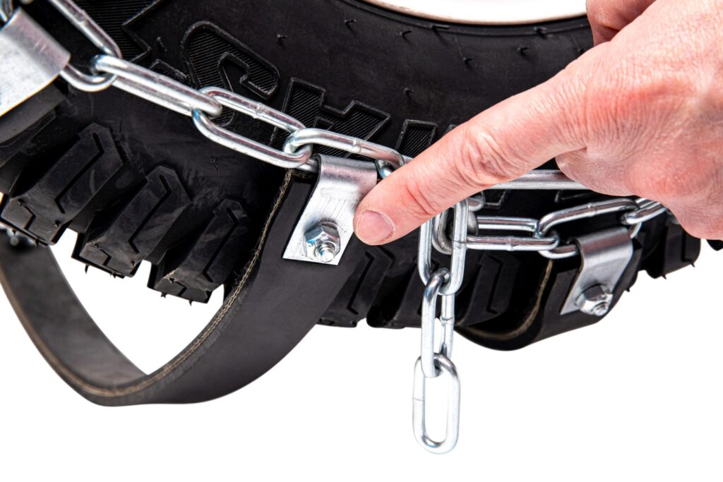 You can easily downsize a chain by removing this nut and bolt.